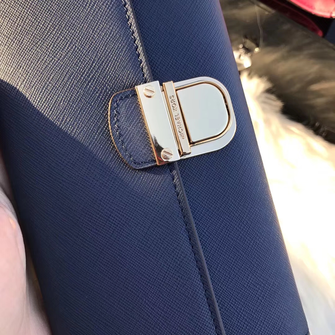 迈克科尔斯钱包 MK新款十字纹锁头长款钱包手包20cm 深蓝色