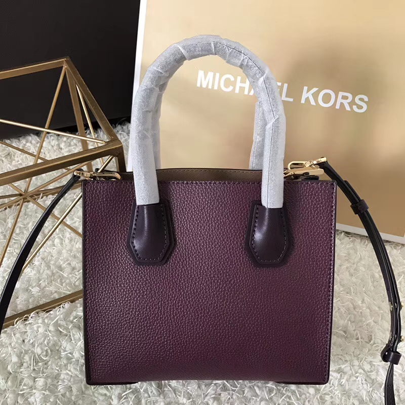 MK包包价格 迈克科尔斯杨幂同款Mercer包包荔枝纹牛皮女包 紫红配深紫