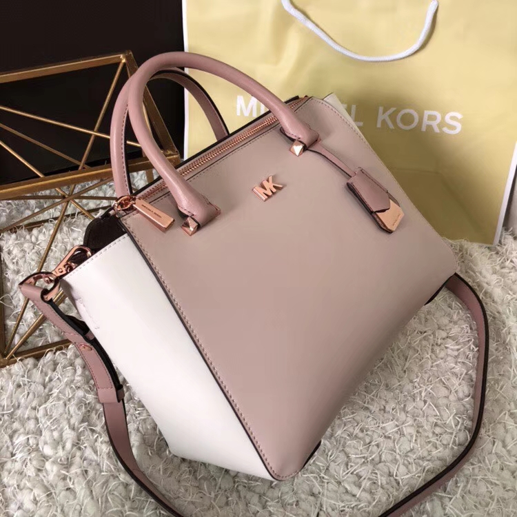迈克高仕女包 MK夏季新款粉拼白大号耳朵包纳帕牛皮女包30cm